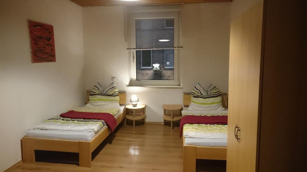 Privatzimmer Furth Zentrum Luaran gambar